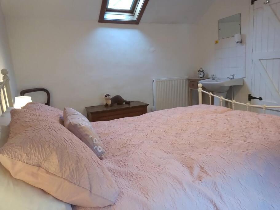 Ty Hen - Quirky Grade II Listed Cottage Blaenau Ffestiniog Bagian luar foto