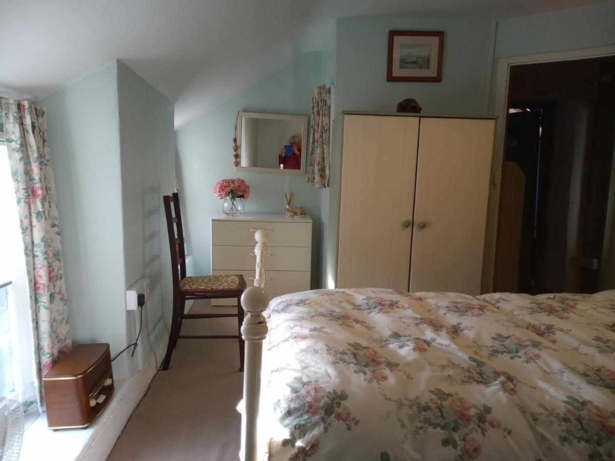 Ty Hen - Quirky Grade II Listed Cottage Blaenau Ffestiniog Bagian luar foto